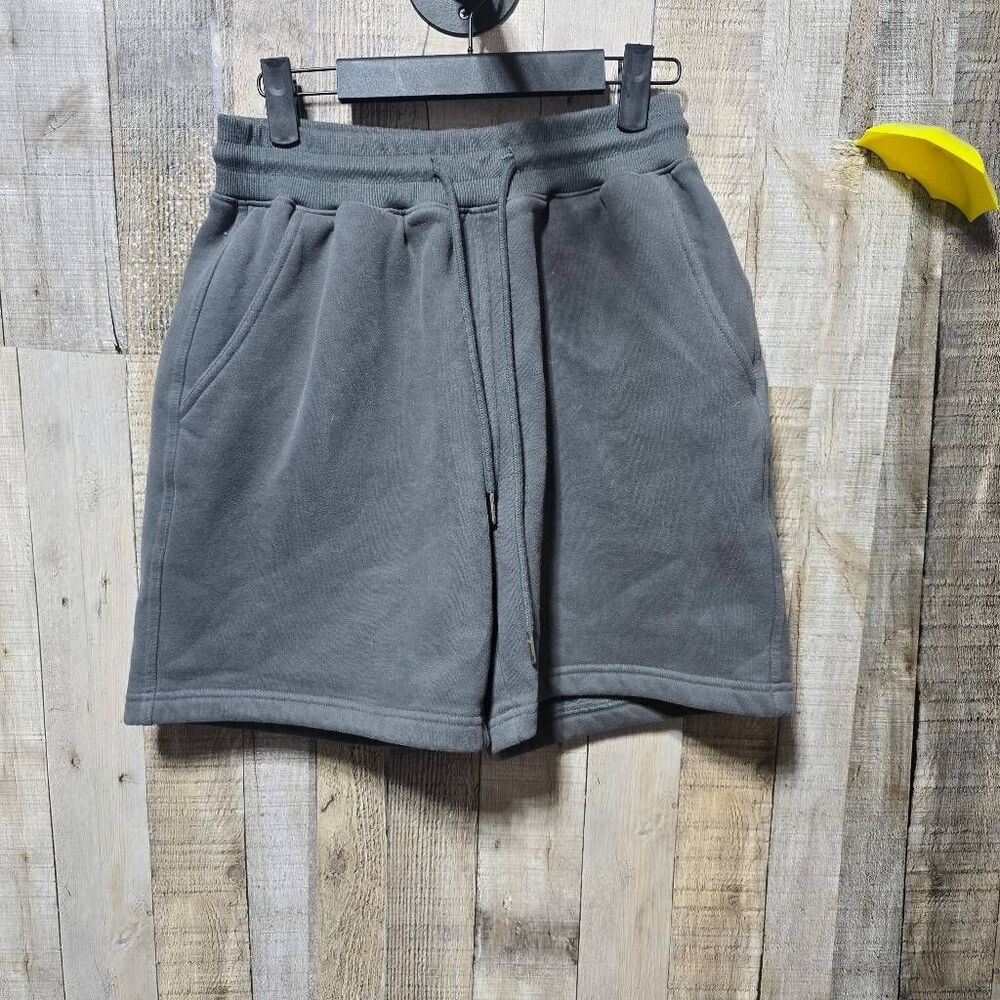 Comfrt Baggy Fleece Sweat Shorts Grey Unisex Small Viral Comfy Lounge TikTok